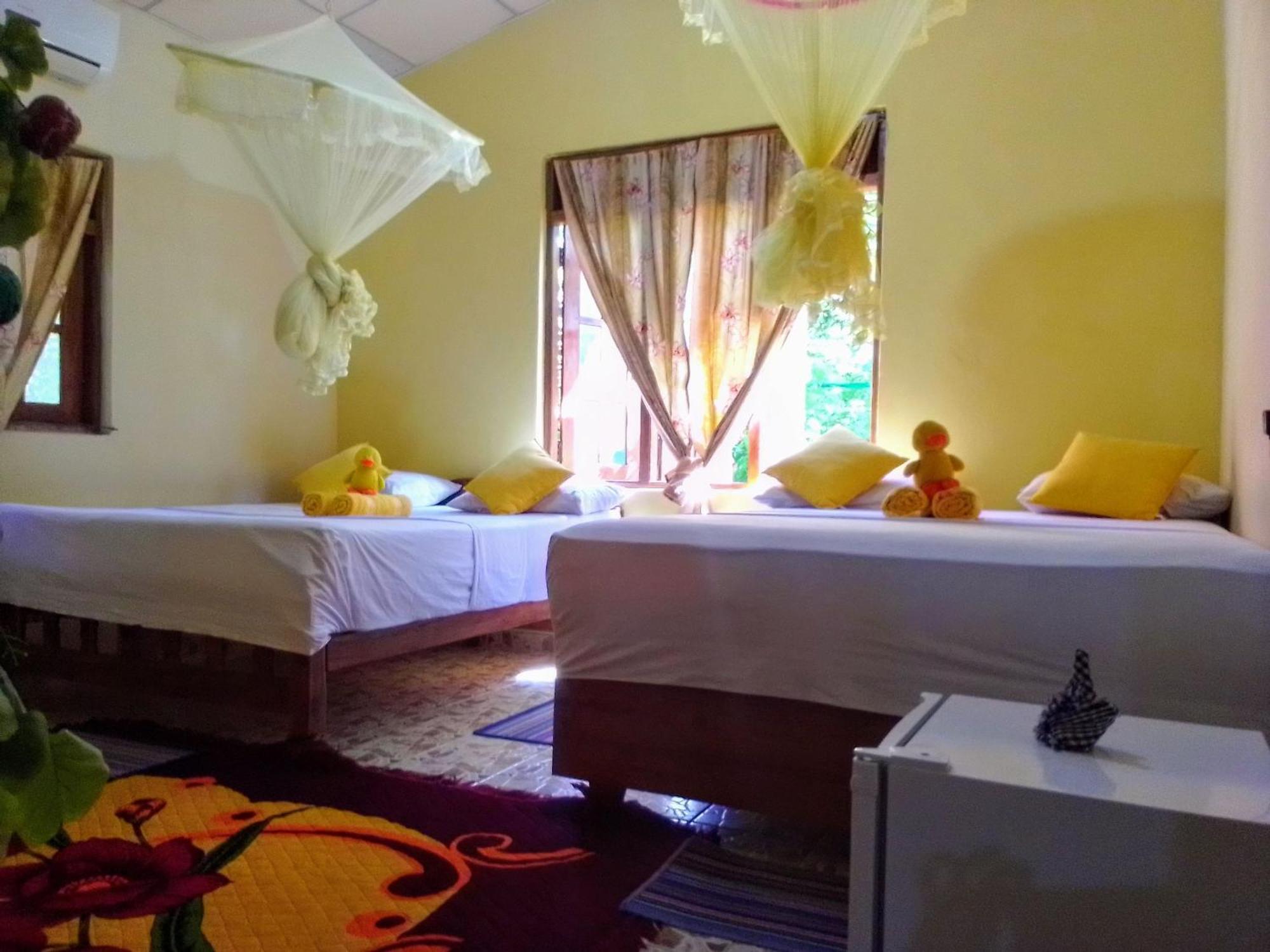 Flower Inn Сігірія Номер фото